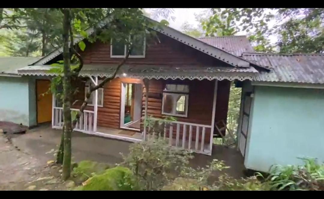 Aranya Baas Homestay Sukhia Pokhari エクステリア 写真